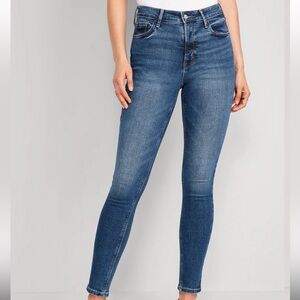 Old Navy Super Skinny Jeans